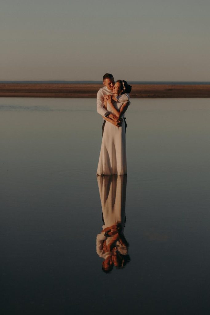 Mariage à la plage à la Guiguette du Golf-La Franqui-Thaïs _ Chris ©Diane Barbier Photographe (83)