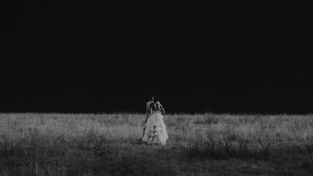 Mariage dans les champs dans le Lot-Julie _ Jonathan ©Diane Barbier Photographe (73)