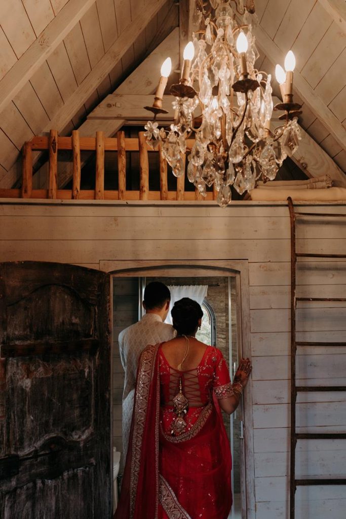 Mariage franco-indien au château de Labro dans l_Aveyron ©Diane Barbier Photographe (21)