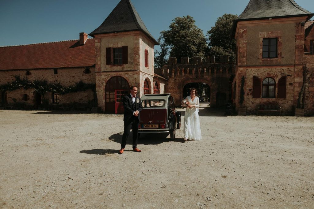Un mariage cool au château de la Crête à Audes-Charlotte _ Jordan ©Diane Barbier Photographe (52)