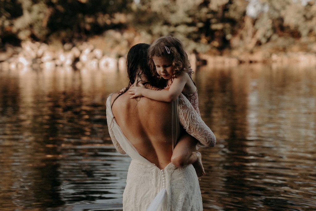 Day After En Famille Dans La Dordogne Maëlys Clément Joy & Maya Diane Barbier Photographe (13)