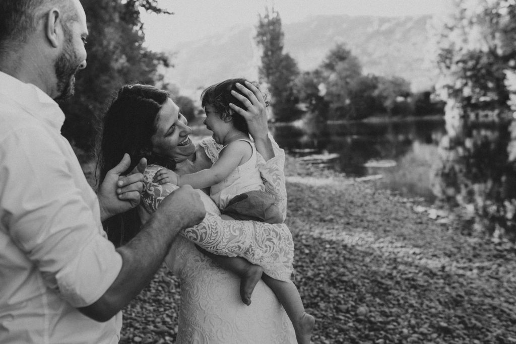 Day After En Famille Dans La Dordogne Maëlys Clément Joy & Maya Diane Barbier Photographe (21)