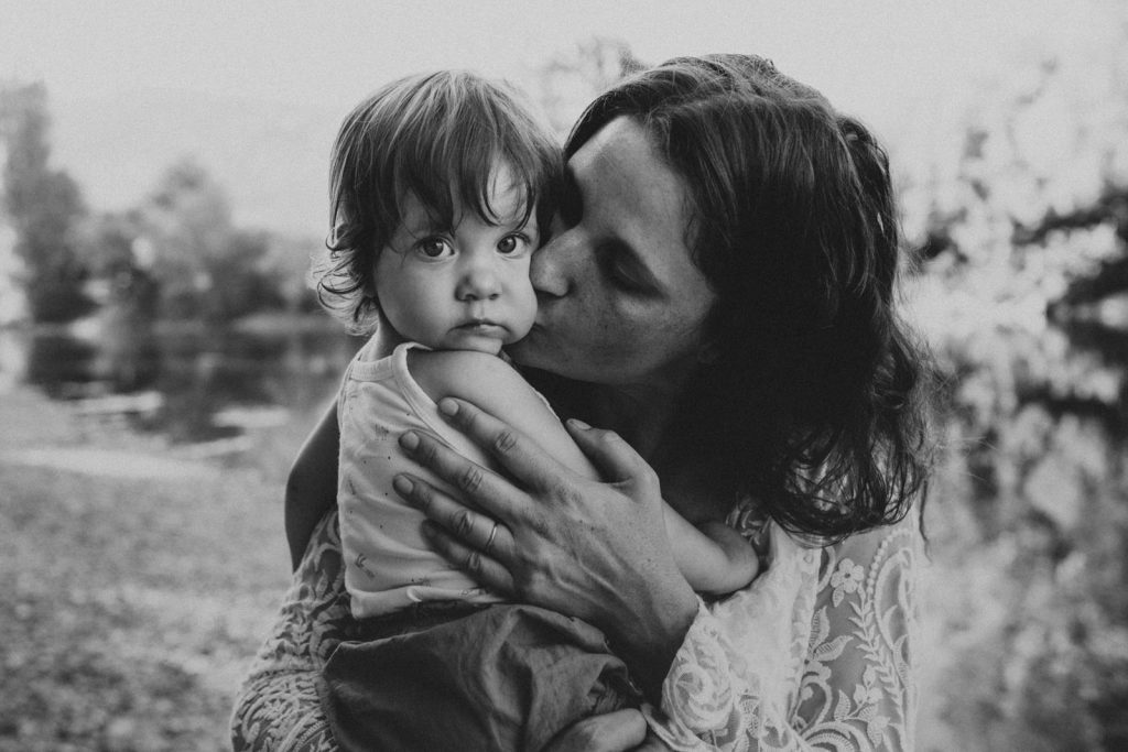 Day After En Famille Dans La Dordogne Maëlys Clément Joy & Maya Diane Barbier Photographe (24)