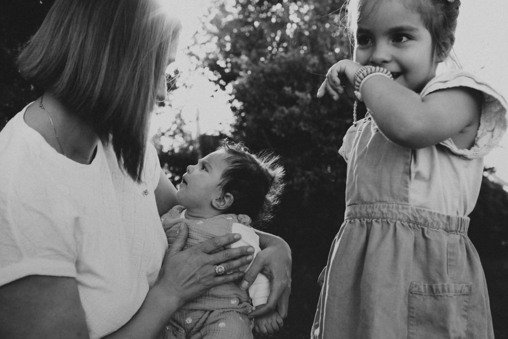 Séance Photo Famille Dans L'aude Pauline Hakim Romy & Alma Diane Barbier Photographe (2)