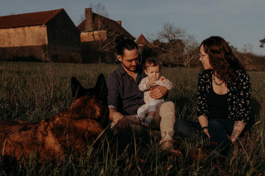 Séance Famille Dans Le Lot Luna Bastien & Elsa Diane Barbier Photographe (4)