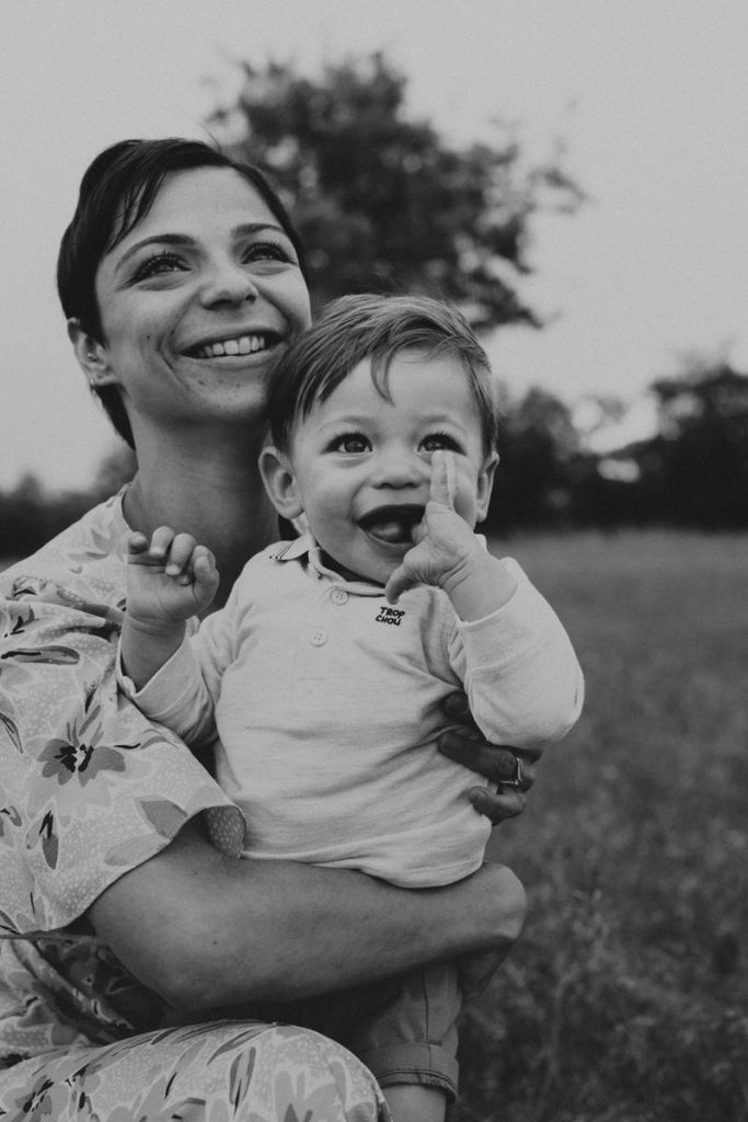 Séance Famille Dans Le Lot Laurine Xavier Nathanaël & Obby Diane Barbier Photographe (11)