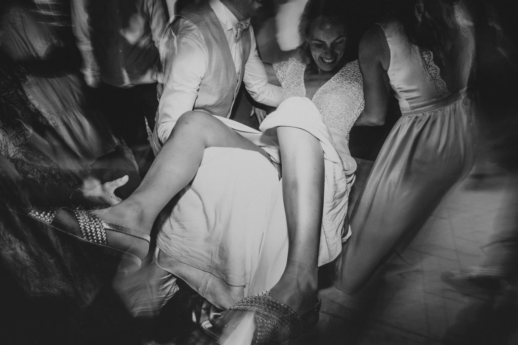 Mariage Génial Sous La Pluie Dans Le Lot Domaine De Cardou Diane Barbier Photographe (129)