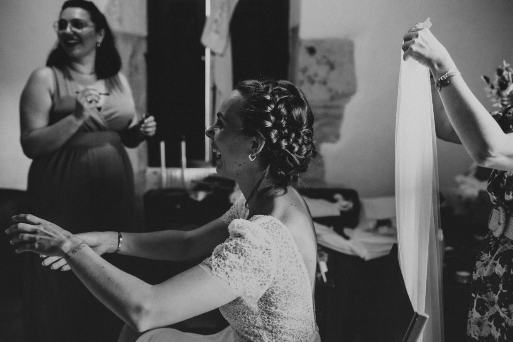 Mariage Génial Sous La Pluie Dans Le Lot Domaine De Cardou Diane Barbier Photographe (14)