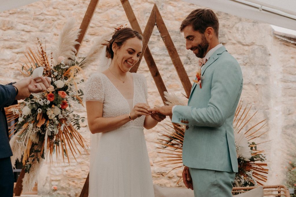 Mariage Génial Sous La Pluie Dans Le Lot Domaine De Cardou Diane Barbier Photographe (48)