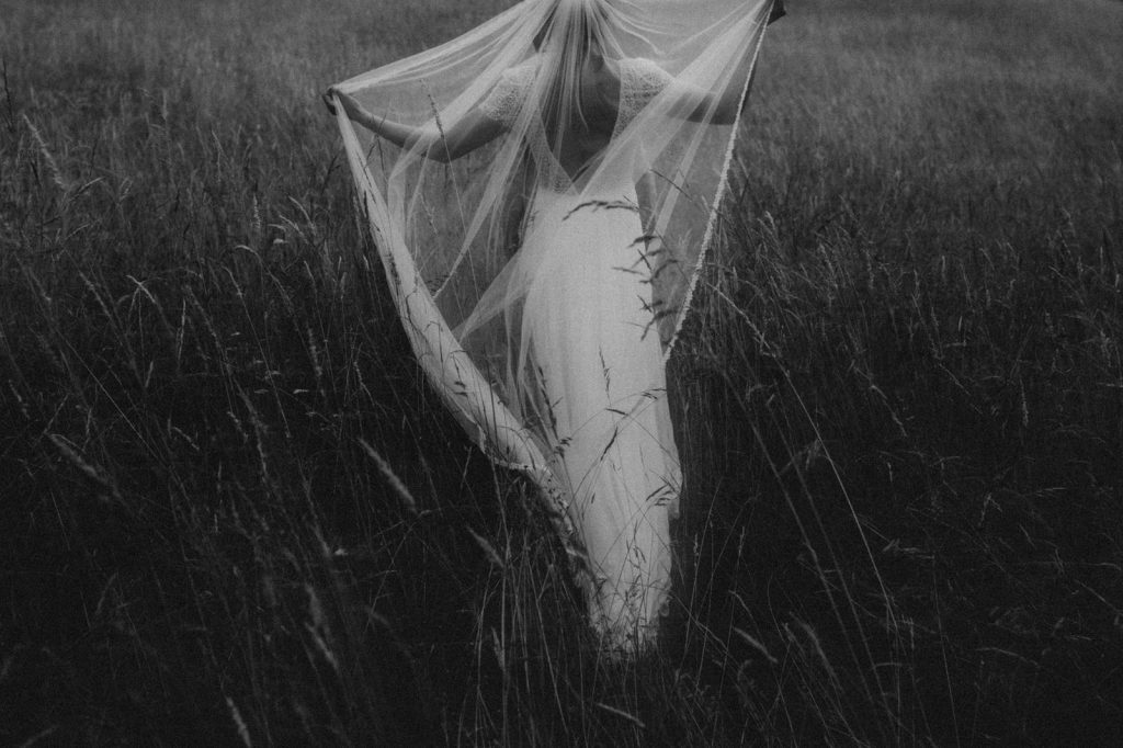 Mariage Génial Sous La Pluie Dans Le Lot Domaine De Cardou Diane Barbier Photographe (85)