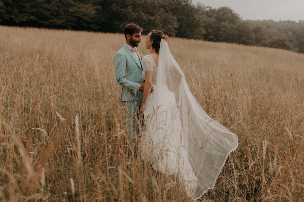 Mariage Génial Sous La Pluie Dans Le Lot Domaine De Cardou Diane Barbier Photographe (86)