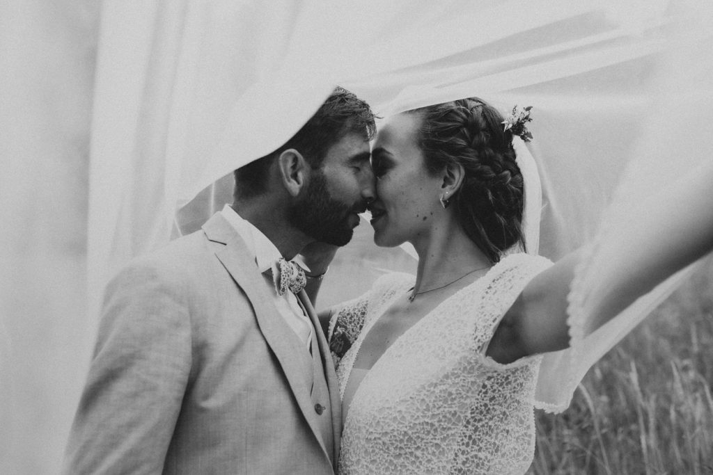 Mariage Génial Sous La Pluie Dans Le Lot Domaine De Cardou Diane Barbier Photographe (93)