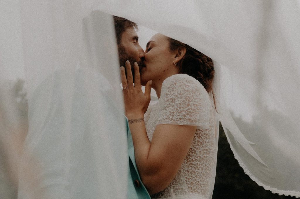 Mariage Génial Sous La Pluie Dans Le Lot Domaine De Cardou Diane Barbier Photographe (95)