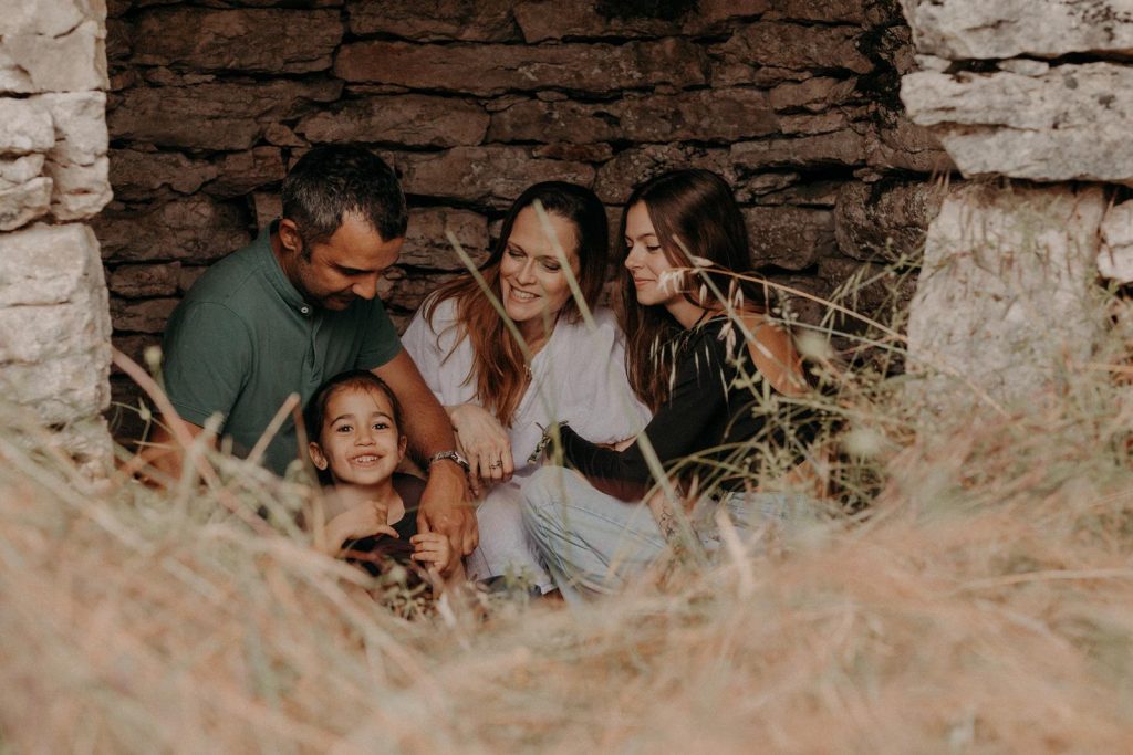 Séance Famille Dans Le Lot Louis Ana Aïtana Lou Diane Barbier Photographe (18)