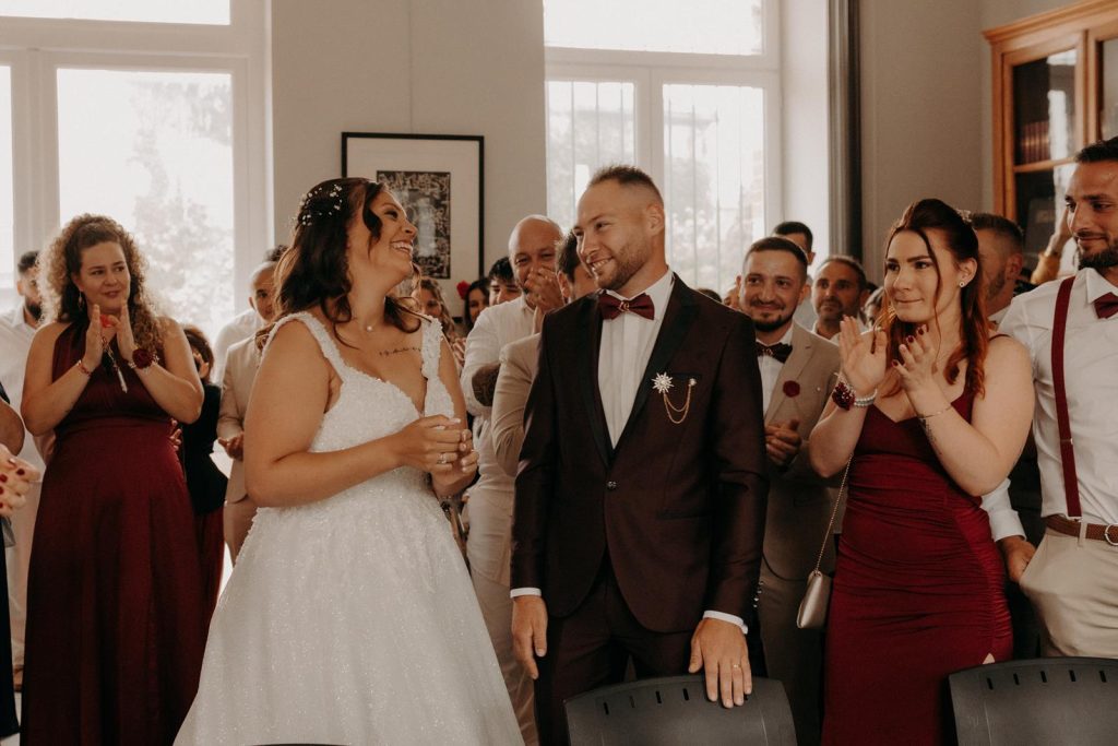 Mariage Déjanté Au Château De Roussillon Clarisse & Kévin Diane Barbier Photographe (137)