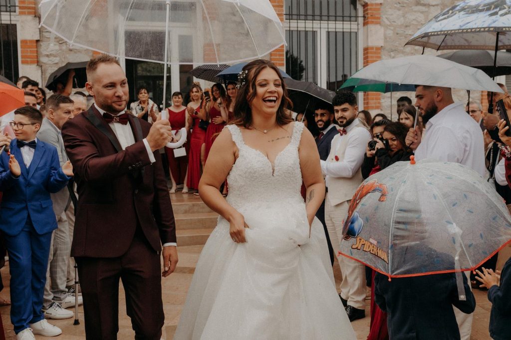 Mariage Déjanté Au Château De Roussillon Clarisse & Kévin Diane Barbier Photographe (139)