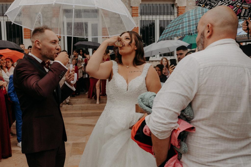 Mariage Déjanté Au Château De Roussillon Clarisse & Kévin Diane Barbier Photographe (141)