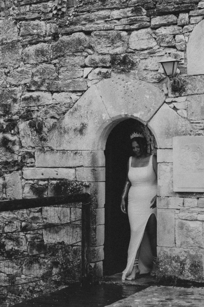 Mariage Déjanté Au Château De Roussillon Clarisse & Kévin Diane Barbier Photographe (26)