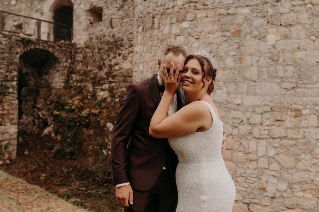 Mariage Déjanté Au Château De Roussillon Clarisse & Kévin Diane Barbier Photographe (33)
