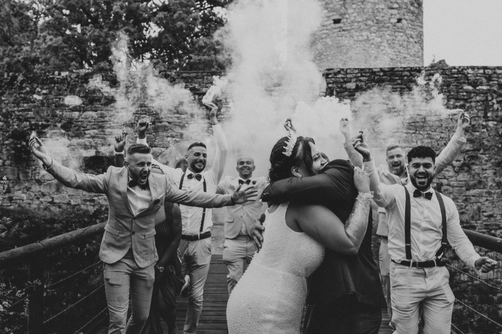 Mariage Déjanté Au Château De Roussillon Clarisse & Kévin Diane Barbier Photographe (55)