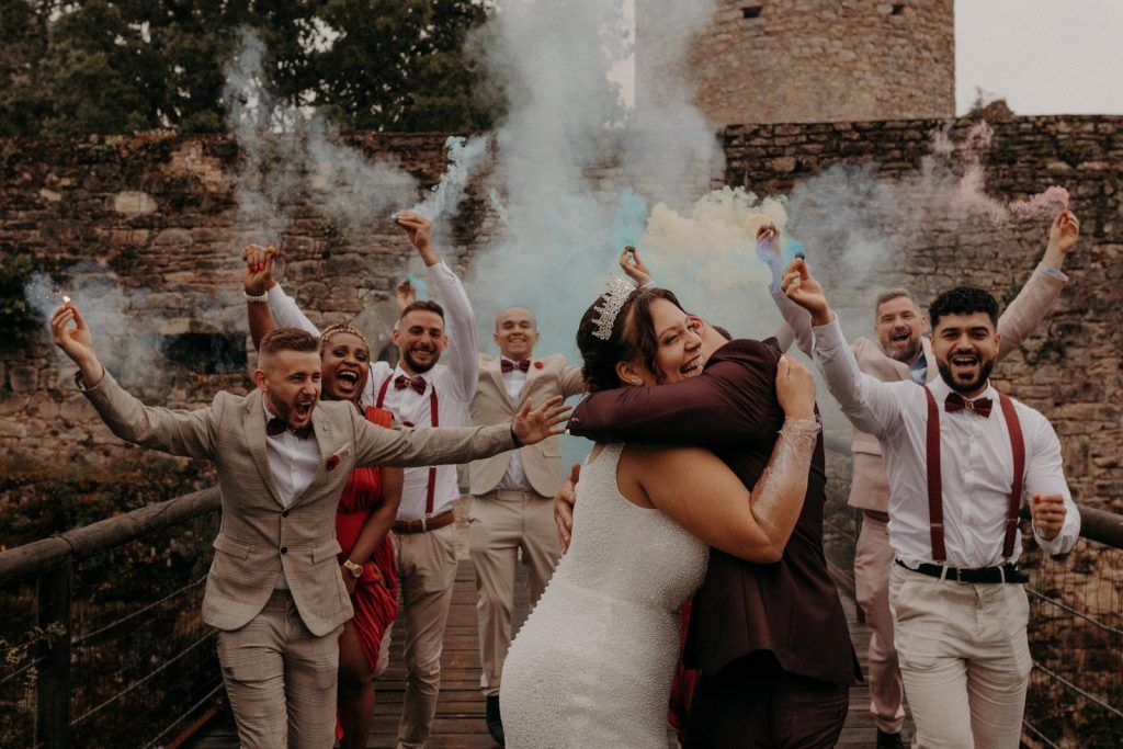 Mariage Déjanté Au Château De Roussillon Clarisse & Kévin Diane Barbier Photographe (56)