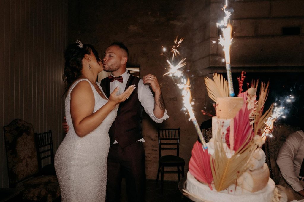 Mariage Déjanté Au Château De Roussillon Clarisse & Kévin Diane Barbier Photographe (64)