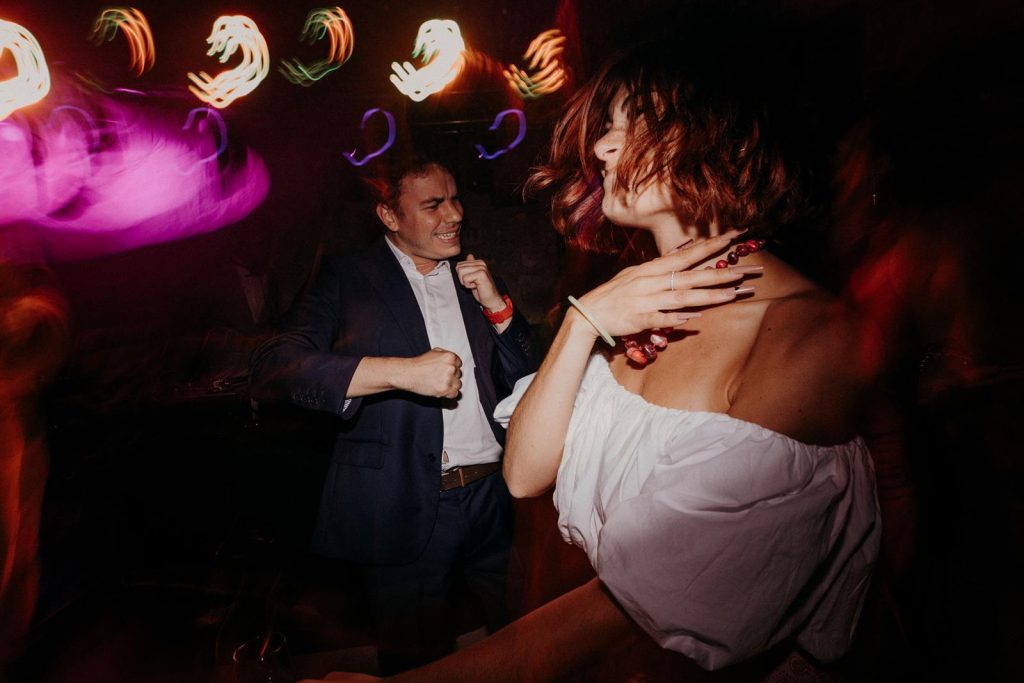 Mariage Déjanté Au Château De Roussillon Clarisse & Kévin Diane Barbier Photographe (82)