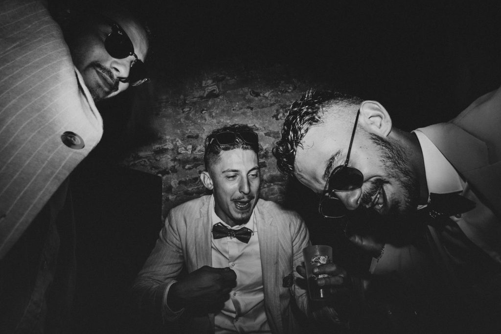 Mariage Déjanté Au Château De Roussillon Clarisse & Kévin Diane Barbier Photographe (88)