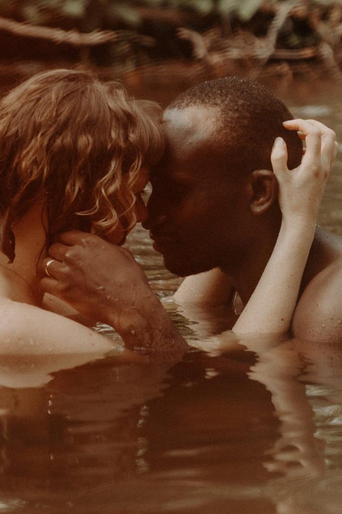 Love Session Dans Le Lot Mathilde & Youssouf Diane Barbier Photographe (15)
