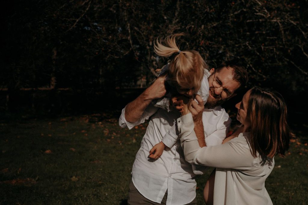 Séance Photo Famille Dans Le Lot Manon Clément & Kyeran Diane Barbier Photographe (12)