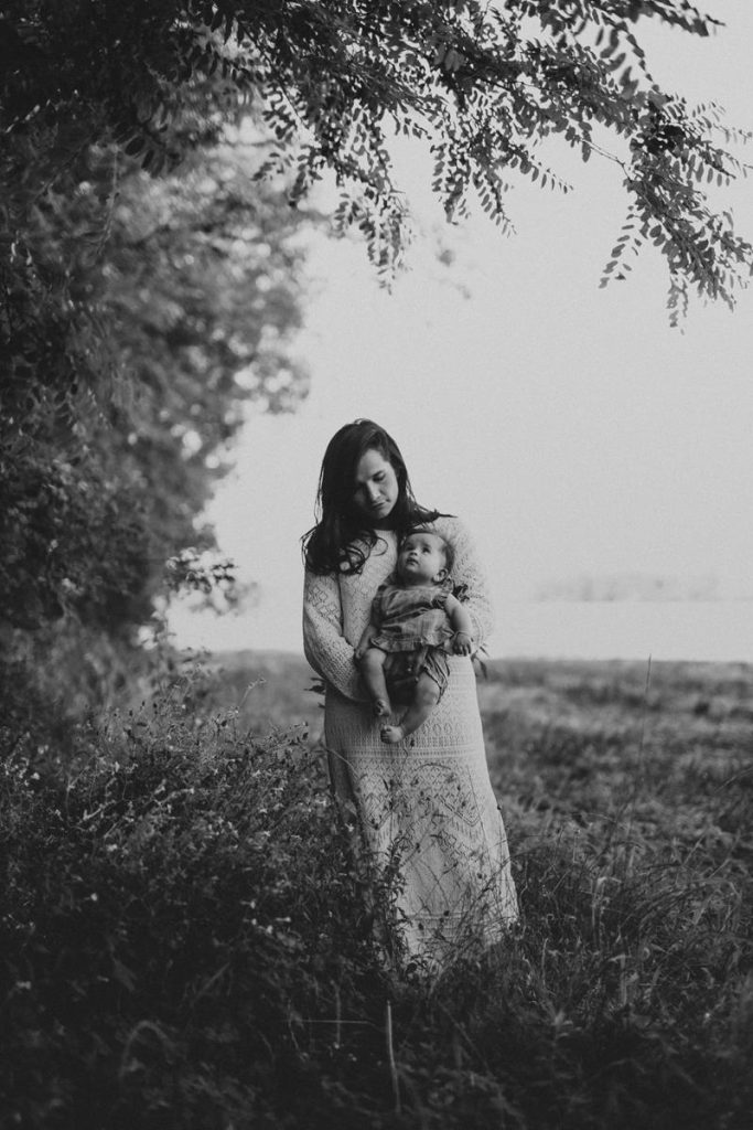Séance Photo Famille Dans Le Tarn Et Garonne Lisa Romain Paul & Romy Diane Barbier Photographe (18)